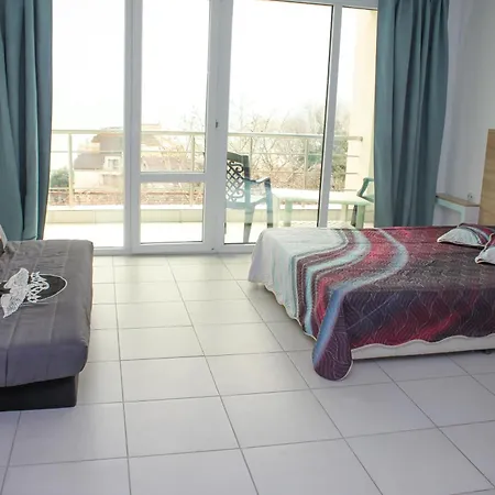 дача شقة فارنا